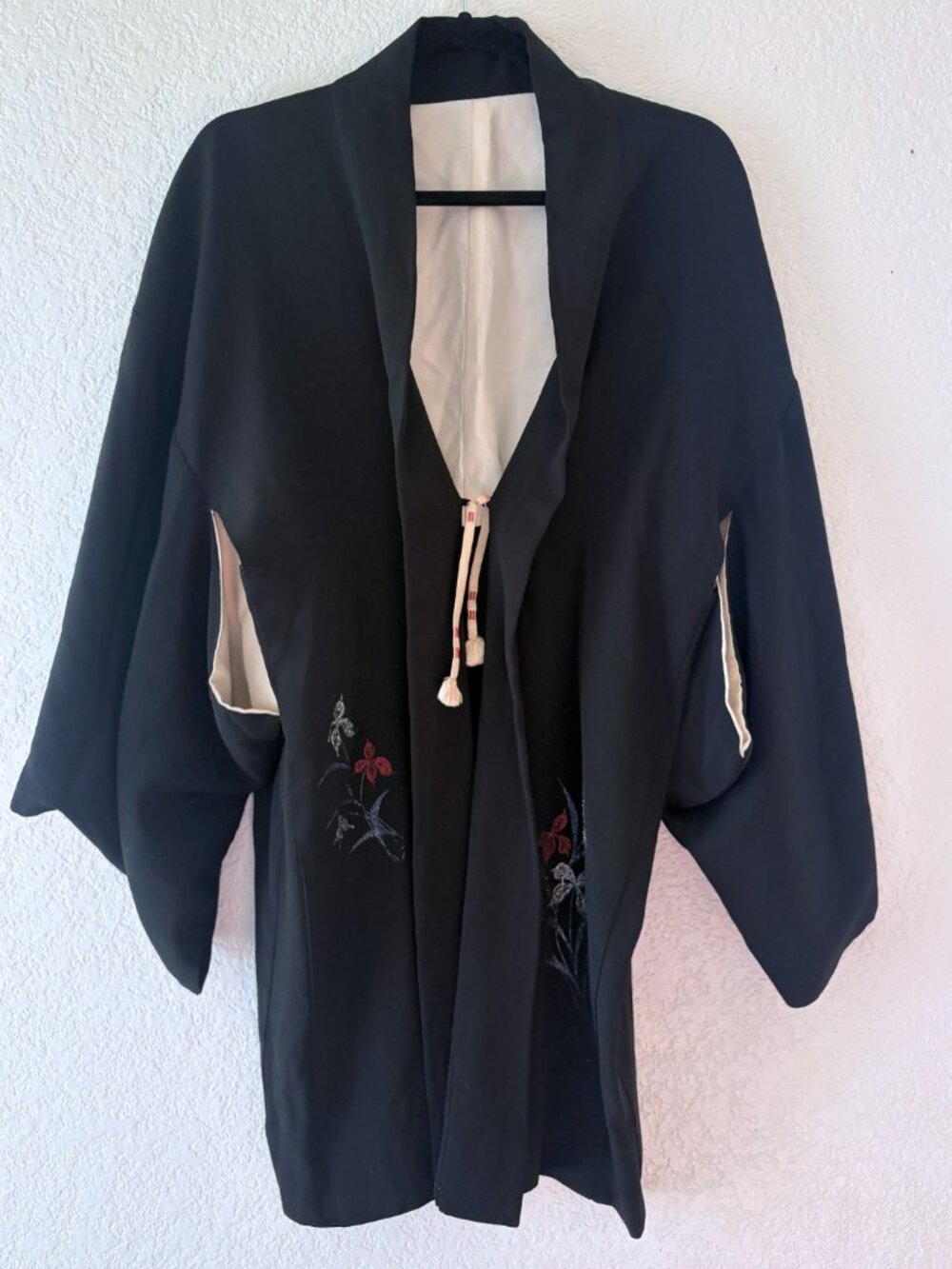 Vintage Handmade Silk Haori Jacket with Embroidered Flowers
